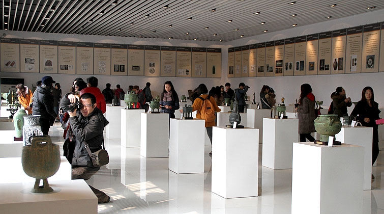 宇達國寶級青銅器仿復制品藝術(shù)館